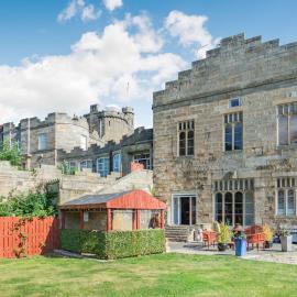 Knights Corner Stanhope Castle，位于斯坦厄普的酒店