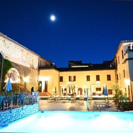 Hotel San Lino，位于渥尔特拉的酒店