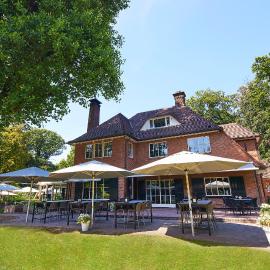 Auberge Du Bonheur,位于蒂尔堡的酒店