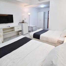 Staycation Hotel，位于San Jose的酒店