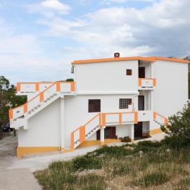 Apartments with parking space Metajna - Pag - 6421，位于梅塔伊纳的酒店
