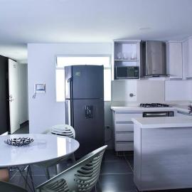 Apartamento de 3 habitaciones con jacuzzi deluxe!，位于恩维加多的酒店