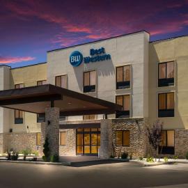 Best Western Colfax，位于科尔法克斯的酒店