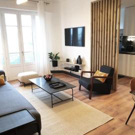 Le 5e - Appartement design dans un ancien palace，位于维希的酒店