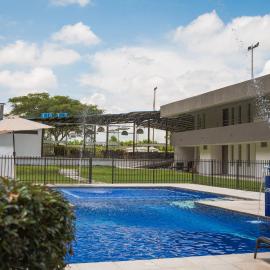 Hotel Palo Grande CF Pereira，位于佩雷拉的酒店