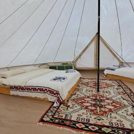 Dolina Village Glamping，位于Zece Hotare的酒店