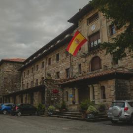 Balneario de Corconte，位于Cabanas de Virtus的酒店