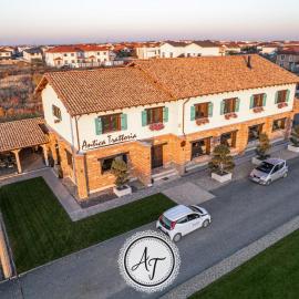 ANTICA RESIDENZA TOSCANA，位于Dumbrăviţa的酒店
