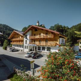 Hotel Salzburger Hof，位于霍赫克尼希山麓丁滕的酒店