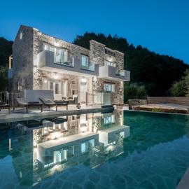 Villa di Pietra，位于利萨基亚的酒店
