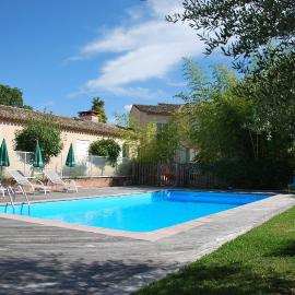 Hôtel Le Barry, Toulouse Nord，位于格拉登图尔的酒店