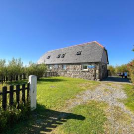 Canach Cottage，位于Pollachar的酒店