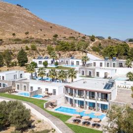 Terra Pietra Luxury Villas & Suites，位于拉多斯的酒店