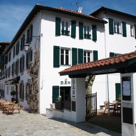 Hôtel de la Rhune，位于亚斯凯恩的酒店