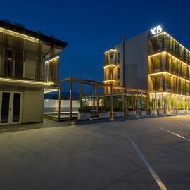 Hotel XBusiness,位于诺拉的酒店