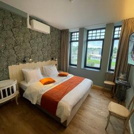 Hôtel Demelenne，位于奥通的酒店