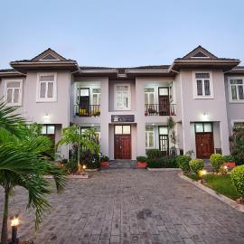 The Highbridge Guest Lodge