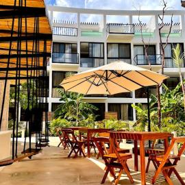 The Waves Tulum by BNB Experience，位于图卢姆的酒店