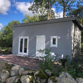 Kattalängan - Lilla huset，位于布勒萨普的酒店