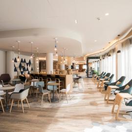 Holiday Inn Express - Paris - CDG Airport by IHG，位于鲁瓦西昂法兰西的酒店