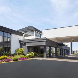 Holiday Inn Hasbrouck Heights-Meadowlands by IHG，位于哈斯布鲁克高地的酒店