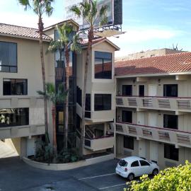 Hotel Frontiere Tijuana，位于提华纳的酒店