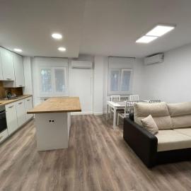 Piso centro de valdemoro，位于瓦尔德莫罗的酒店