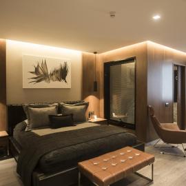 Zeniva Hotel，位于伊兹密尔的酒店