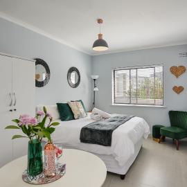 Sea Breeze Apartments，位于布鲁堡史特兰的酒店