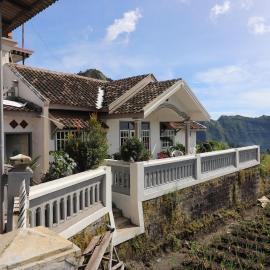 Good Karma Bromo Guesthouse，位于布罗莫的酒店