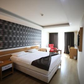 Bayazıt Hotel,位于伊斯肯德伦的酒店