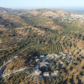 O Mikros Kosmos Hotel Resort - Adults Only，位于Sívas的酒店