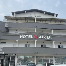 AirMi hotel,位于Surčin的酒店