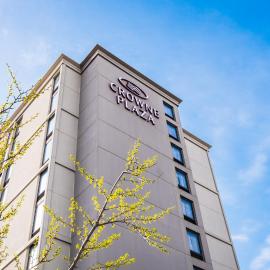 Crowne Plaza Newark Airport by IHG，位于伊丽莎白的酒店