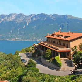 Hotel Garnì Al Poggio，位于提尼亚类的酒店