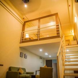 The CEO Executive Suites，位于峇六拜的酒店