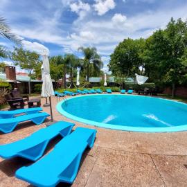 Hotel Jardines de Dayman，位于特玛斯德戴曼的酒店