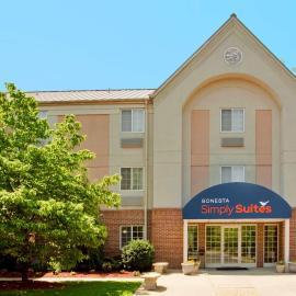 Sonesta Simply Suites Hampton，位于汉普顿的酒店