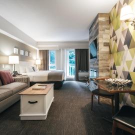 Summit Lodge Boutique Hotel by Paradox，位于惠斯勒的酒店
