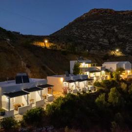 TA PLAGIA accommodation，位于阿纳菲的酒店