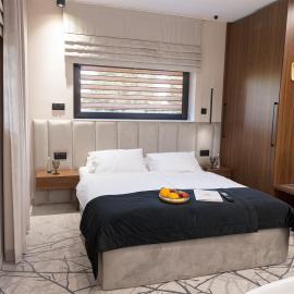Hotel Pogoria Residence，位于达布罗瓦古尔尼恰的酒店