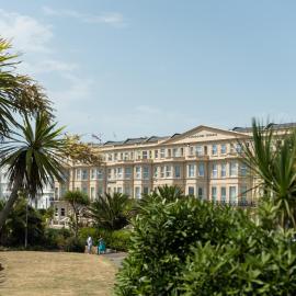 The Lansdowne, Eastbourne，位于伊斯特布恩的酒店