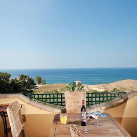 Bono Vacanze Villa Maragani Charme & Relax，位于夏卡的酒店