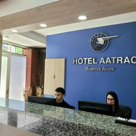 Hotel AATRAC Buenos Aires，位于布宜诺斯艾利斯的酒店