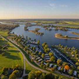 MarinaPark Bad Nederrijn，位于Maurik的酒店