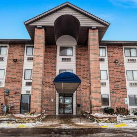 Motel 6-Elk Grove Village, IL，位于艾塔斯卡的酒店