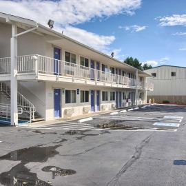 Motel 6-Everett, WA - North，位于埃弗里特的酒店