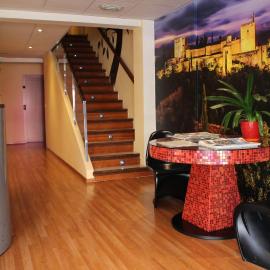 Hotel La Curva，位于阿尔沃洛特的酒店