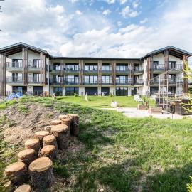 Chalet Kristall - Dolomites Garden Chalet，位于法尔泽斯的酒店