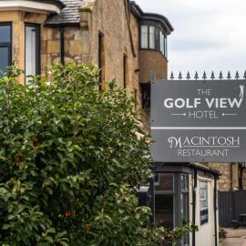 GOLF View Hotel & Macintosh Restaurant，位于洛西茅斯的酒店